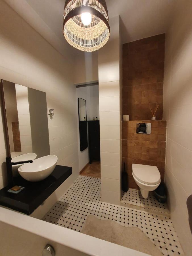Spacious And Quiet 1Br Apartment In Floreasca Boekarest Buitenkant foto